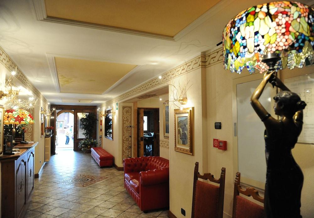 Hotel Alpina Livigno Exterior foto